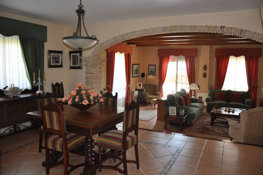 Torrevieja,Alicante,España,4 Bedrooms Bedrooms,2 BathroomsBathrooms,Chalets,40195