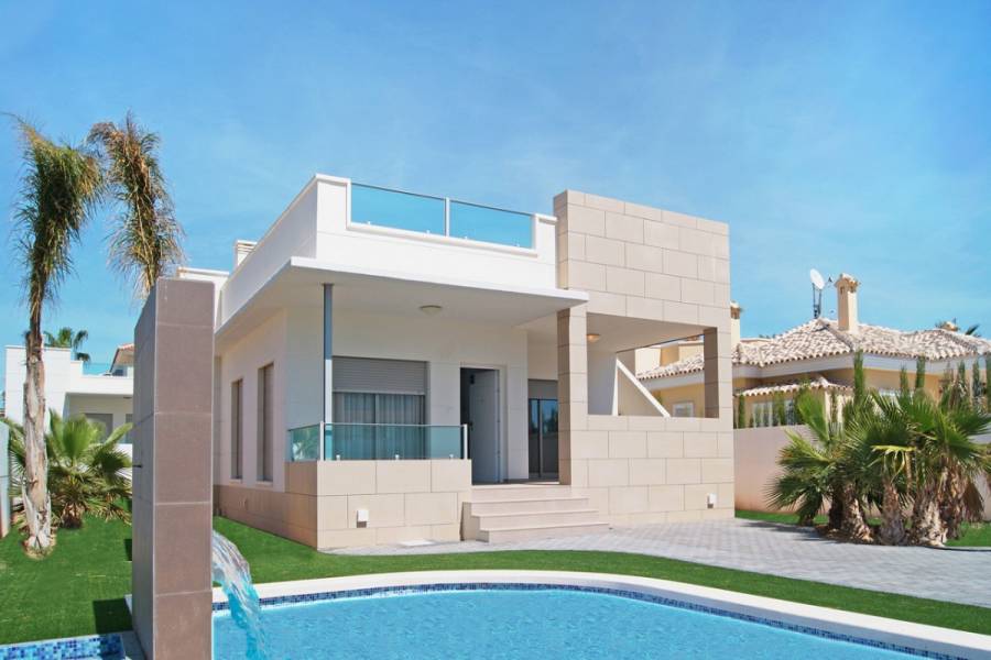 Rojales,Alicante,España,3 Bedrooms Bedrooms,3 BathroomsBathrooms,Chalets,40198