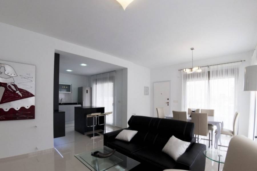 Rojales,Alicante,España,3 Bedrooms Bedrooms,3 BathroomsBathrooms,Chalets,40198