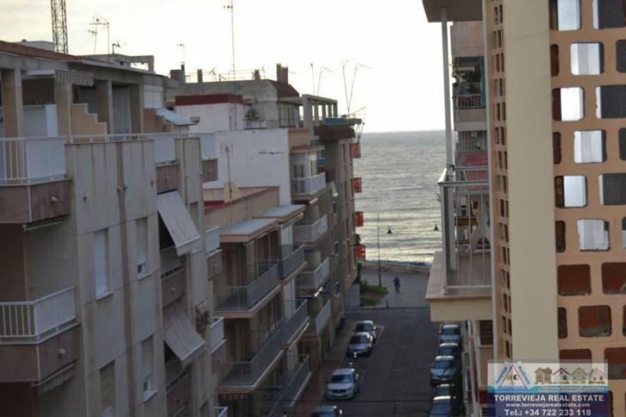 Torrevieja,Alicante,España,3 Bedrooms Bedrooms,2 BathroomsBathrooms,Apartamentos,40201