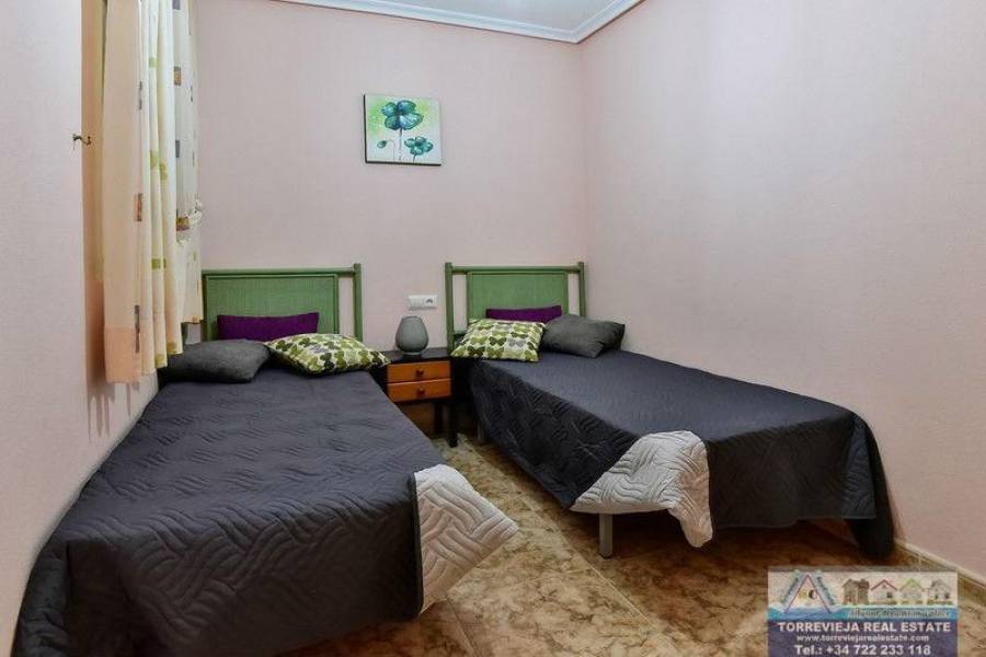 Torrevieja,Alicante,España,2 Bedrooms Bedrooms,1 BañoBathrooms,Apartamentos,40215