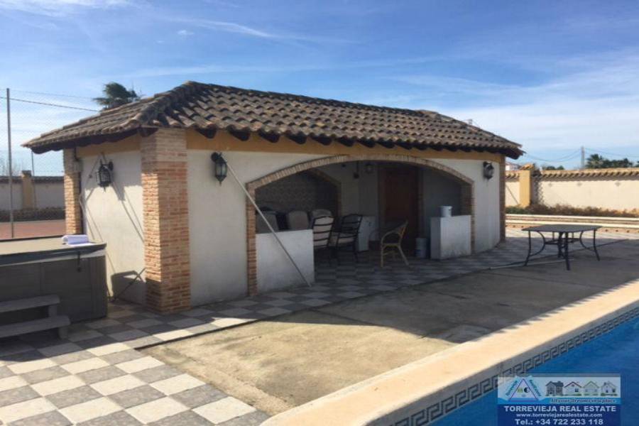 Catral,Alicante,España,3 Bedrooms Bedrooms,2 BathroomsBathrooms,Chalets,40220