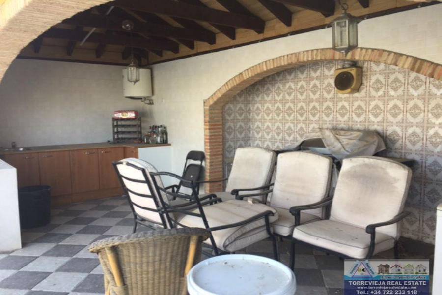 Catral,Alicante,España,3 Bedrooms Bedrooms,2 BathroomsBathrooms,Chalets,40220