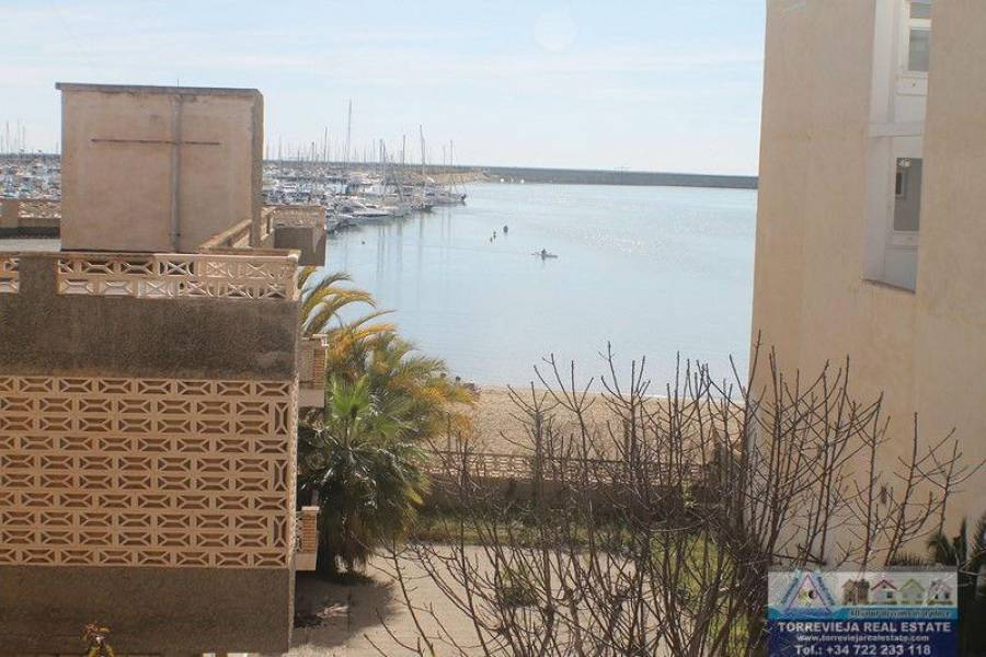 Torrevieja,Alicante,España,3 Bedrooms Bedrooms,2 BathroomsBathrooms,Apartamentos,40221