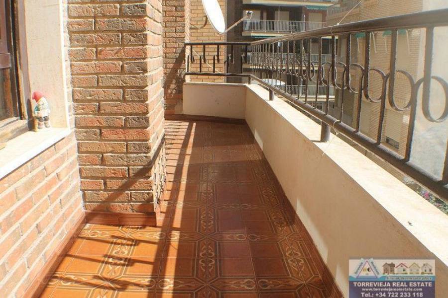 Torrevieja,Alicante,España,3 Bedrooms Bedrooms,2 BathroomsBathrooms,Apartamentos,40221