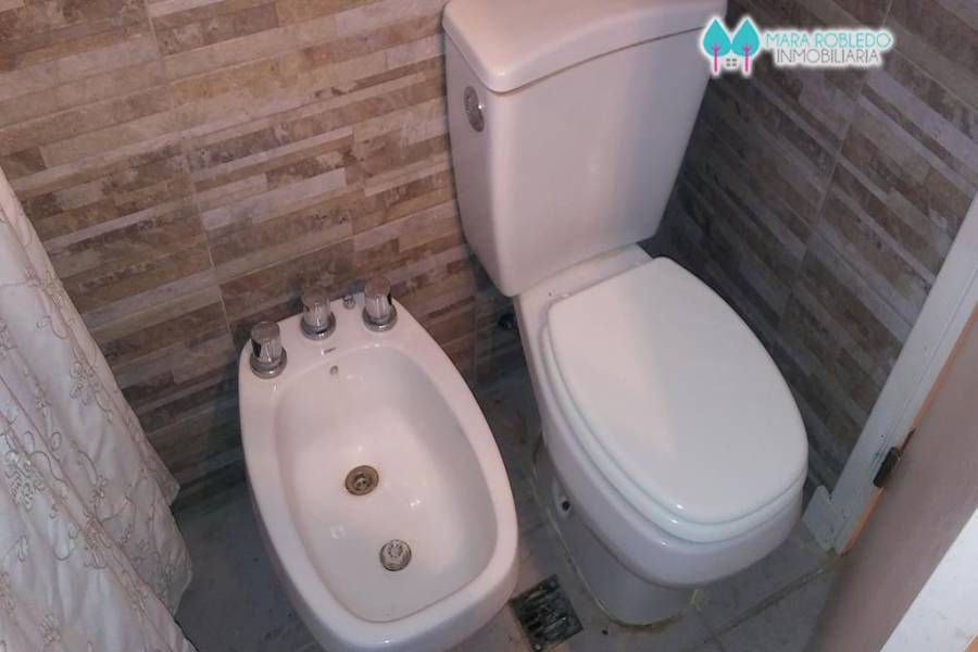 Pinamar,Buenos Aires,Argentina,3 Bedrooms Bedrooms,2 BathroomsBathrooms,Casas,ULISES,4465