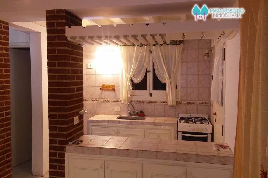 Pinamar,Buenos Aires,Argentina,3 Bedrooms Bedrooms,2 BathroomsBathrooms,Casas,ULISES,4465