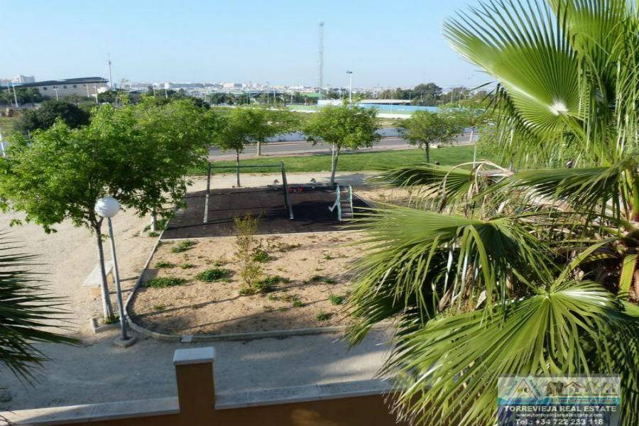 Torrevieja,Alicante,España,3 Bedrooms Bedrooms,2 BathroomsBathrooms,Chalets,40232