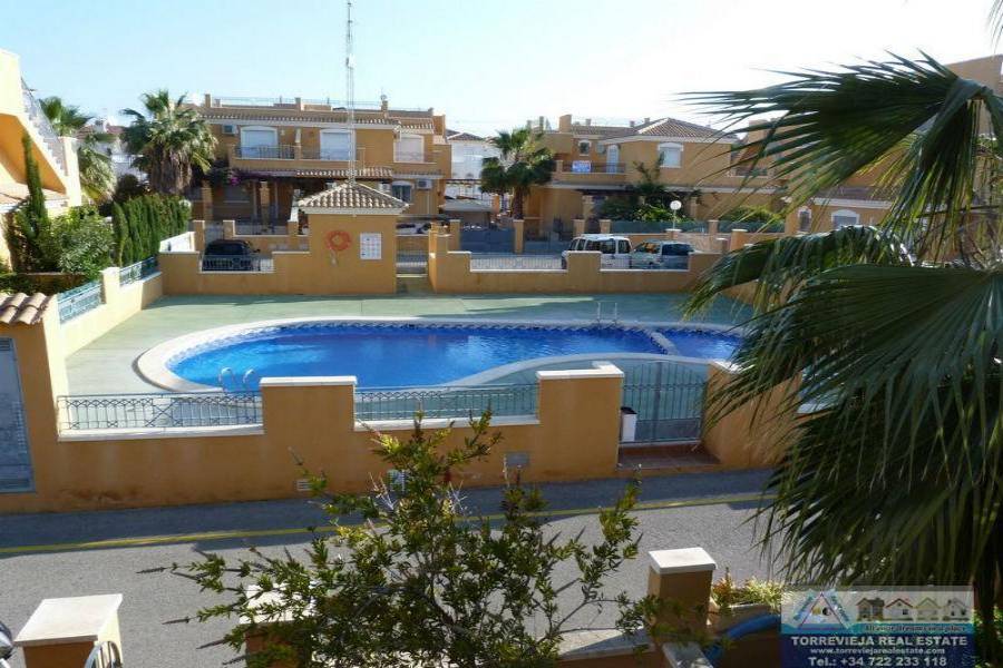 Torrevieja,Alicante,España,3 Bedrooms Bedrooms,2 BathroomsBathrooms,Chalets,40232