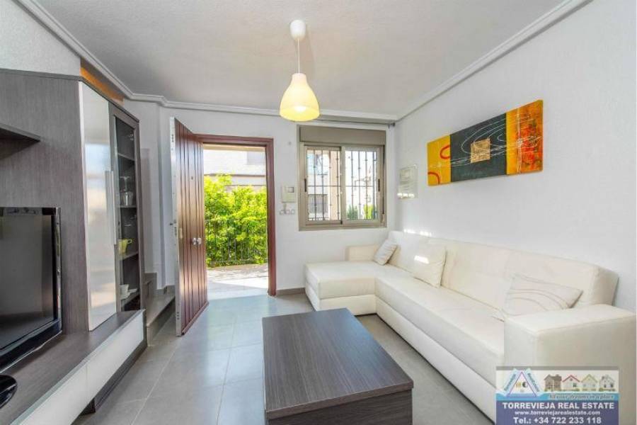 Torrevieja,Alicante,España,3 Bedrooms Bedrooms,2 BathroomsBathrooms,Chalets,40237