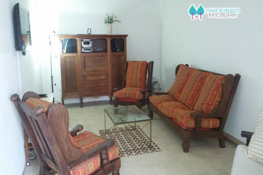 Pinamar,Buenos Aires,Argentina,5 Bedrooms Bedrooms,3 BathroomsBathrooms,Casas,AV. LIBERTADOR,4467