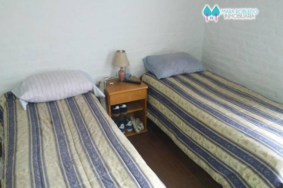 Pinamar,Buenos Aires,Argentina,5 Bedrooms Bedrooms,3 BathroomsBathrooms,Casas,AV. LIBERTADOR,4467