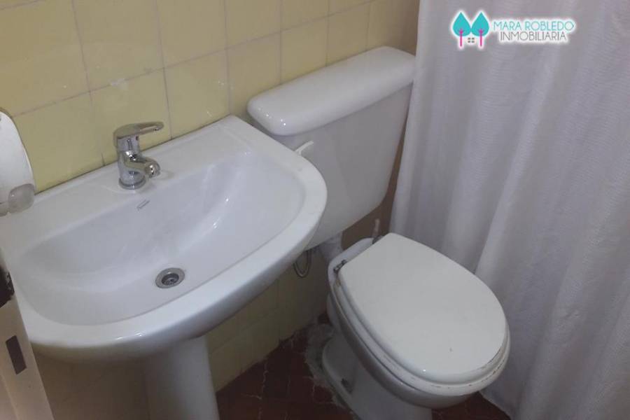 Pinamar,Buenos Aires,Argentina,5 Bedrooms Bedrooms,3 BathroomsBathrooms,Casas,AV. LIBERTADOR,4467