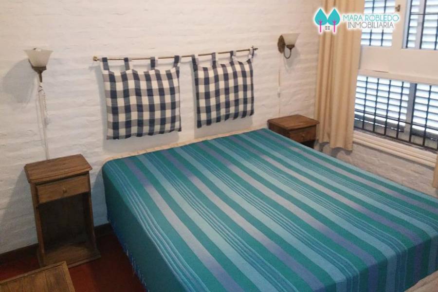 Pinamar,Buenos Aires,Argentina,5 Bedrooms Bedrooms,3 BathroomsBathrooms,Casas,AV. LIBERTADOR,4467