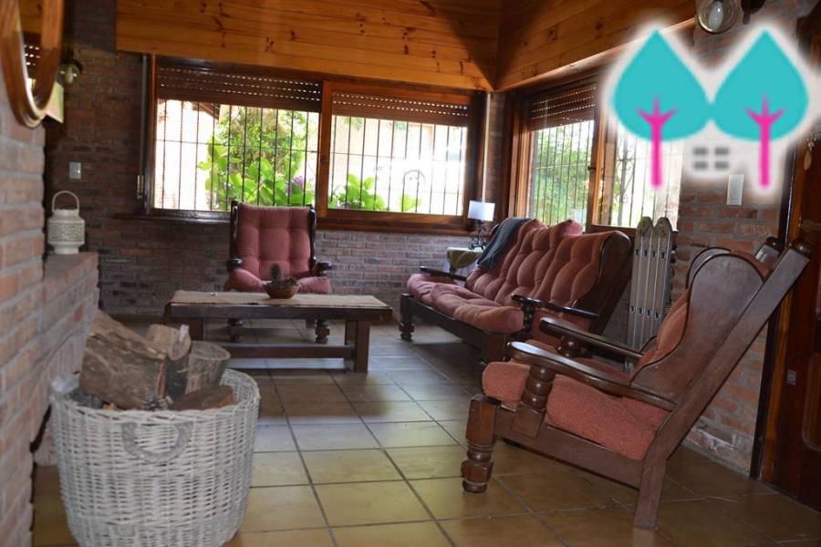 Pinamar,Buenos Aires,Argentina,4 Bedrooms Bedrooms,3 BathroomsBathrooms,Casas,AV. LIBERTADOR,4468