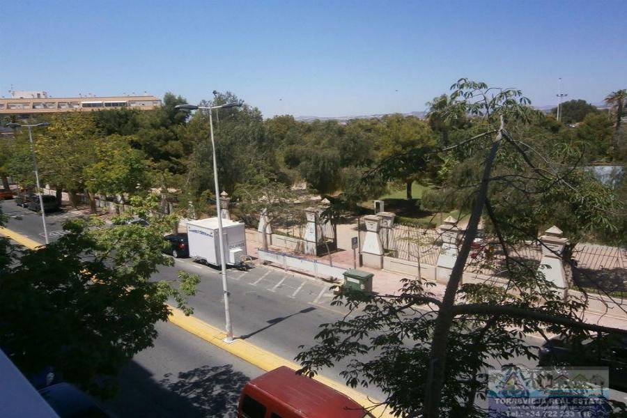 Torrevieja,Alicante,España,2 Bedrooms Bedrooms,1 BañoBathrooms,Apartamentos,40264