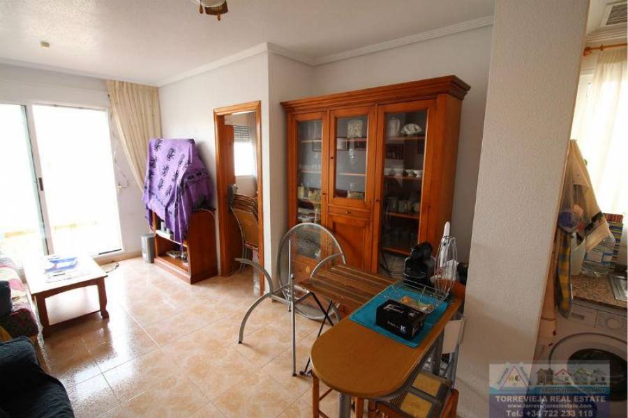 Torrevieja,Alicante,España,2 Bedrooms Bedrooms,1 BañoBathrooms,Atico,40271
