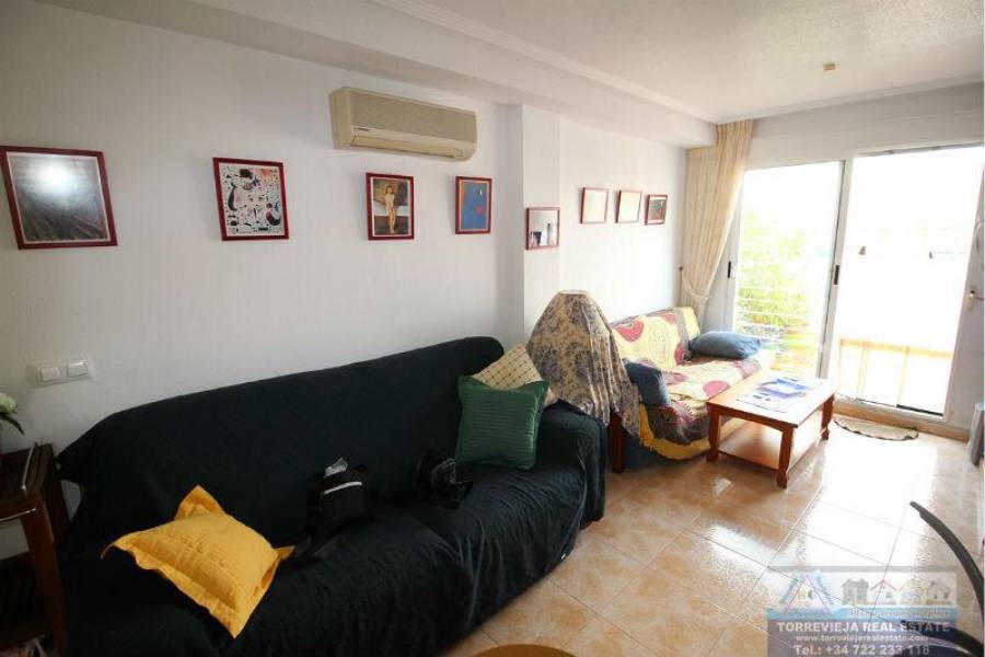 Torrevieja,Alicante,España,2 Bedrooms Bedrooms,1 BañoBathrooms,Atico,40271
