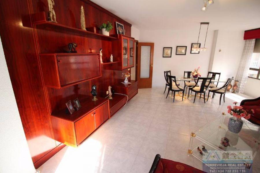 Torrevieja,Alicante,España,3 Bedrooms Bedrooms,2 BathroomsBathrooms,Apartamentos,40273