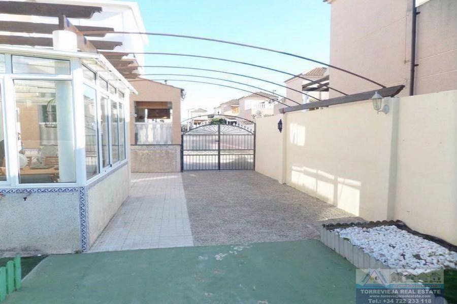 Torrevieja,Alicante,España,3 Bedrooms Bedrooms,1 BañoBathrooms,Dúplex,40276