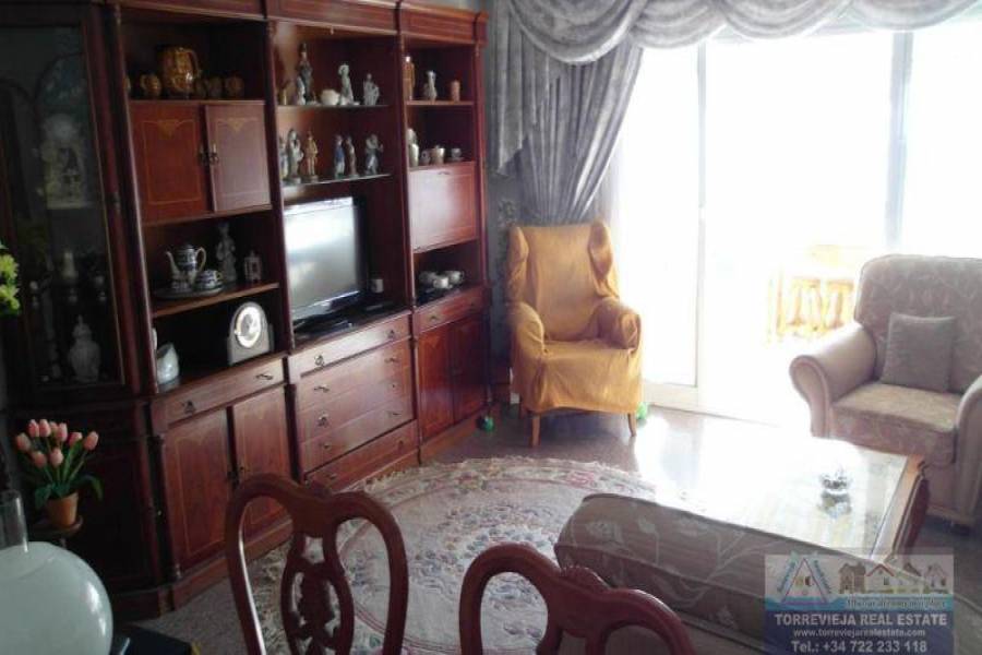 Torrevieja,Alicante,España,3 Bedrooms Bedrooms,2 BathroomsBathrooms,Atico,40299
