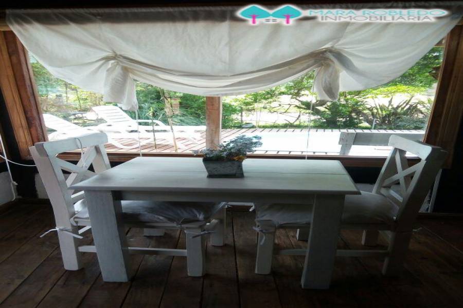 Pinamar,Buenos Aires,Argentina,3 Bedrooms Bedrooms,2 BathroomsBathrooms,Casas,CIRCE,4472
