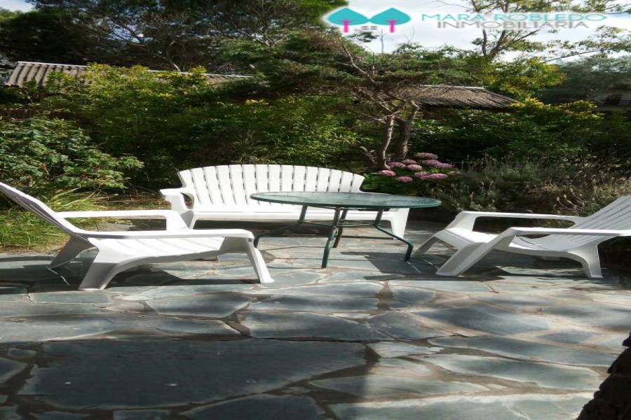 Pinamar,Buenos Aires,Argentina,3 Bedrooms Bedrooms,2 BathroomsBathrooms,Casas,CIRCE,4472