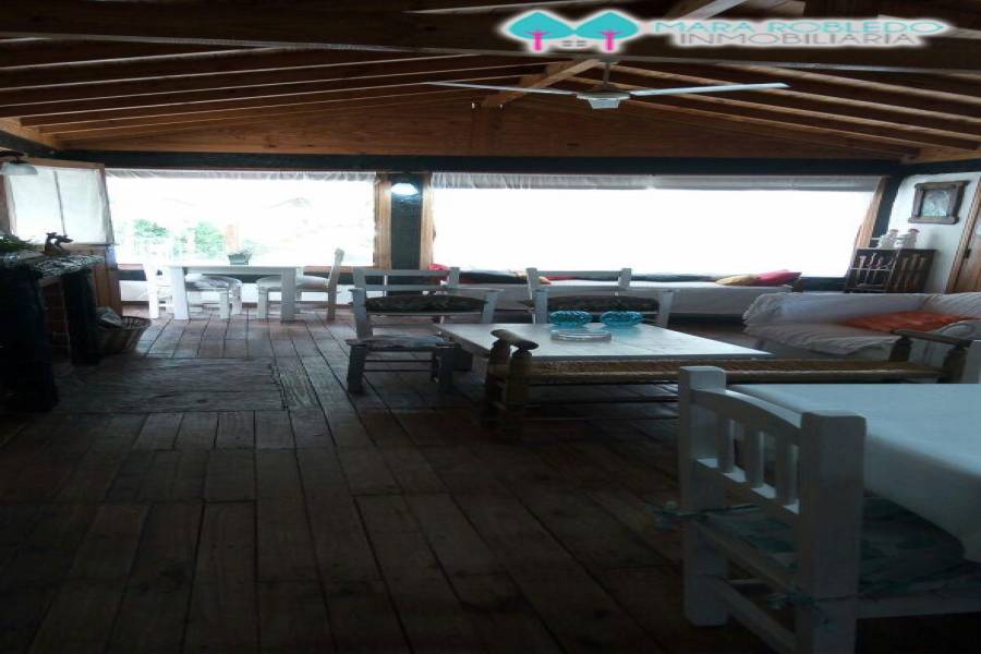 Pinamar,Buenos Aires,Argentina,3 Bedrooms Bedrooms,2 BathroomsBathrooms,Casas,CIRCE,4472