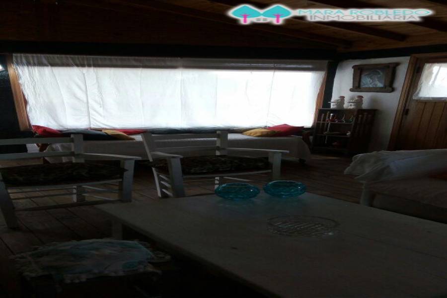 Pinamar,Buenos Aires,Argentina,3 Bedrooms Bedrooms,2 BathroomsBathrooms,Casas,CIRCE,4472