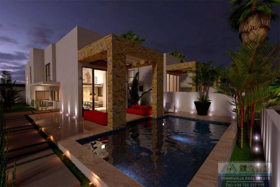Torrevieja,Alicante,España,4 Bedrooms Bedrooms,4 BathroomsBathrooms,Chalets,40303