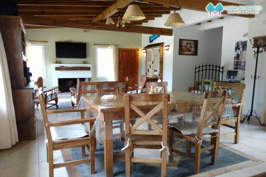 Pinamar,Buenos Aires,Argentina,2 Bedrooms Bedrooms,1 BañoBathrooms,Casas,CLIO,4473