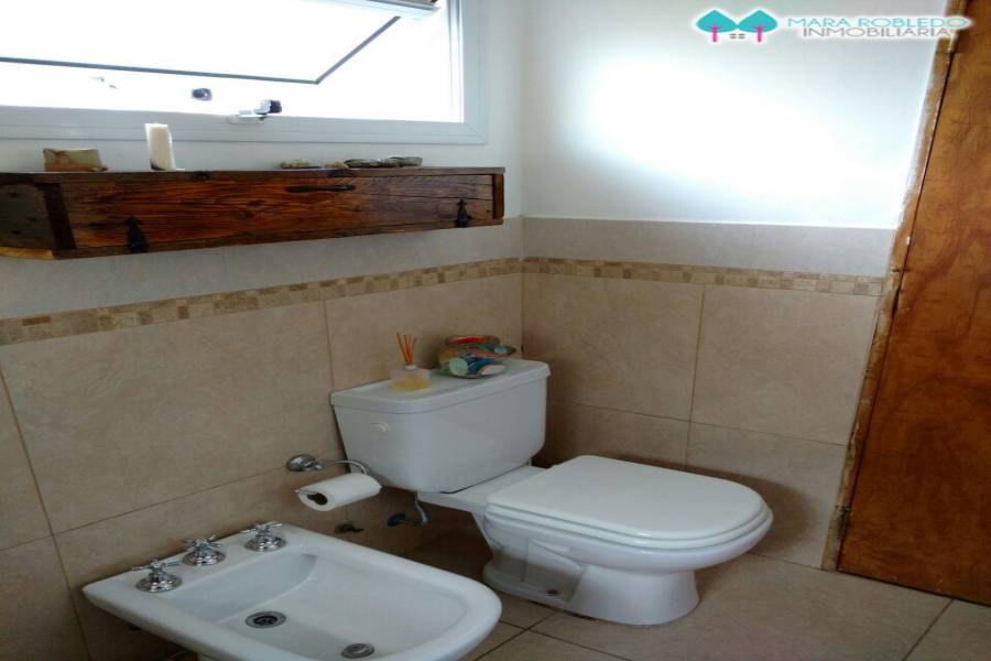 Pinamar,Buenos Aires,Argentina,2 Bedrooms Bedrooms,1 BañoBathrooms,Casas,CLIO,4473
