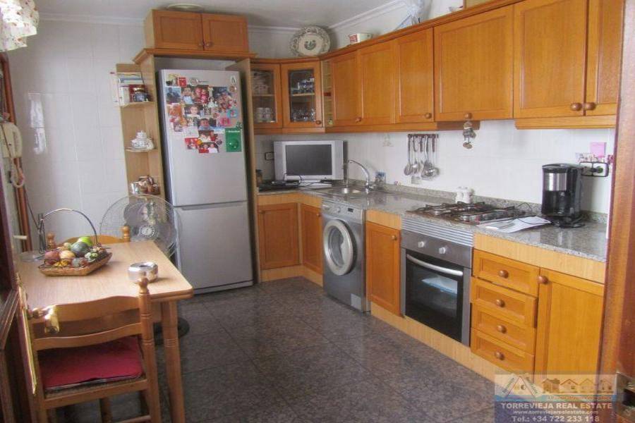 Torrevieja,Alicante,España,4 Bedrooms Bedrooms,2 BathroomsBathrooms,Atico,40311