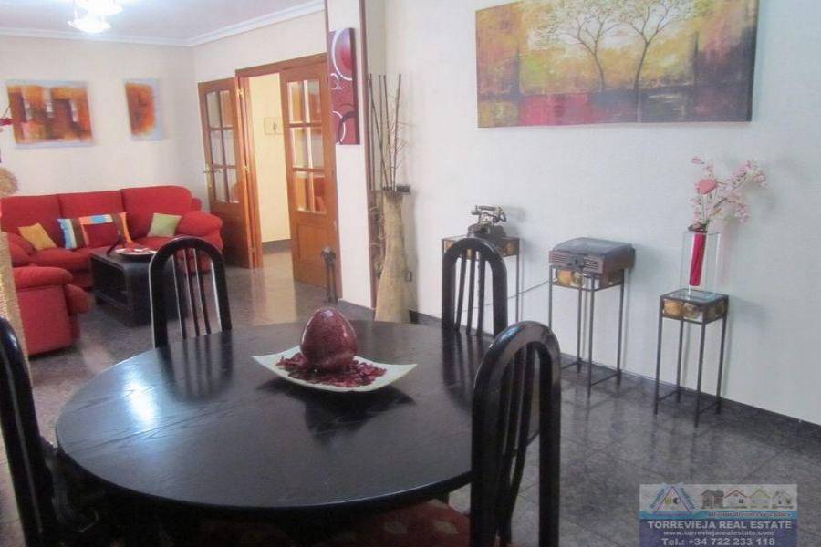 Torrevieja,Alicante,España,4 Bedrooms Bedrooms,2 BathroomsBathrooms,Atico,40311