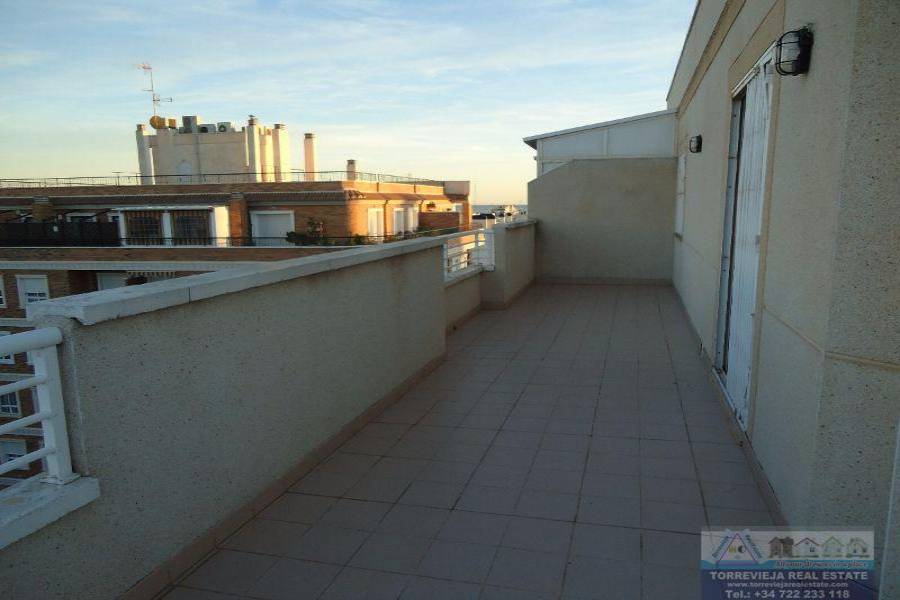 Torrevieja,Alicante,España,4 Bedrooms Bedrooms,2 BathroomsBathrooms,Atico,40317