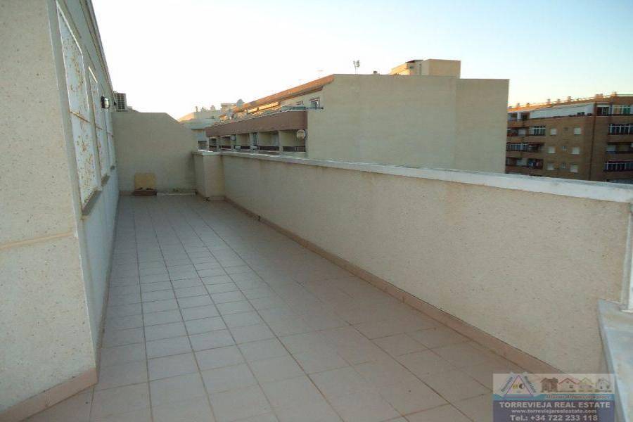 Torrevieja,Alicante,España,4 Bedrooms Bedrooms,2 BathroomsBathrooms,Atico,40317