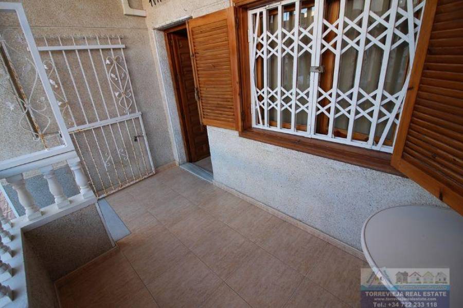 Torrevieja,Alicante,España,2 Bedrooms Bedrooms,1 BañoBathrooms,Apartamentos,40318
