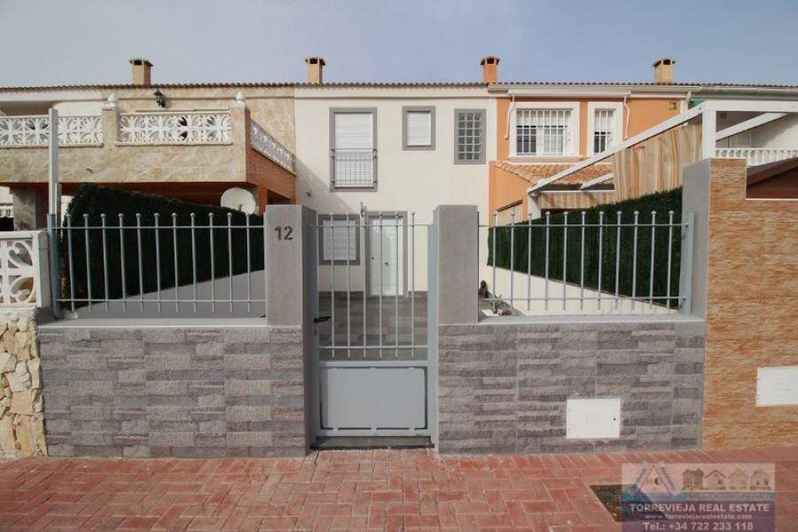 Torrevieja,Alicante,España,3 Bedrooms Bedrooms,2 BathroomsBathrooms,Dúplex,40326