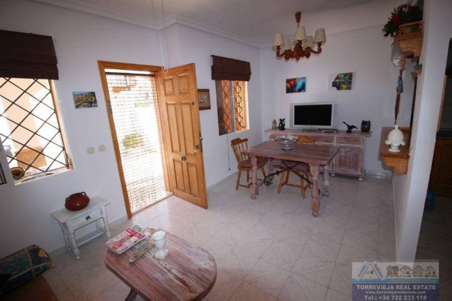 Torrevieja,Alicante,España,2 Bedrooms Bedrooms,2 BathroomsBathrooms,Dúplex,40327