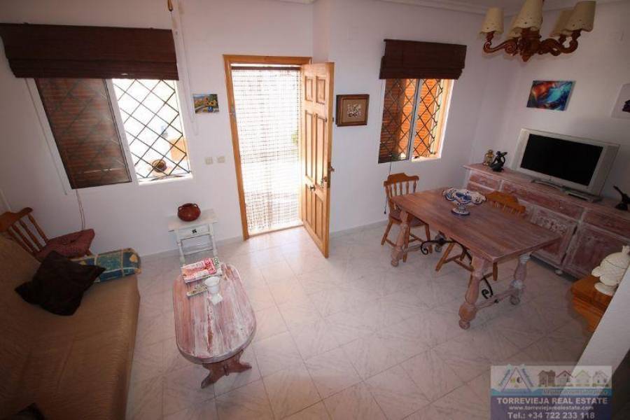 Torrevieja,Alicante,España,2 Bedrooms Bedrooms,2 BathroomsBathrooms,Dúplex,40327