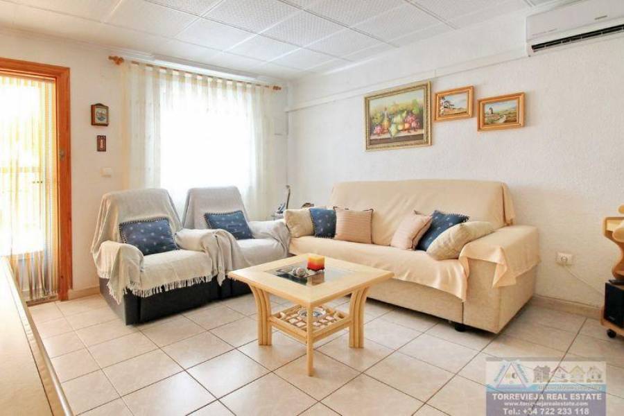 Torrevieja,Alicante,España,2 Bedrooms Bedrooms,1 BañoBathrooms,Bungalow,40337