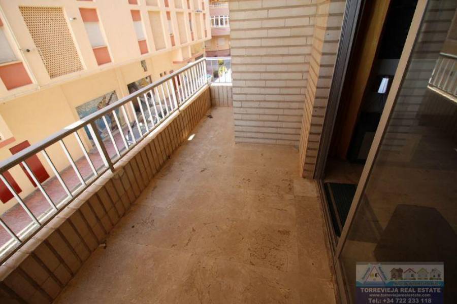 Torrevieja,Alicante,España,3 Bedrooms Bedrooms,2 BathroomsBathrooms,Apartamentos,40346
