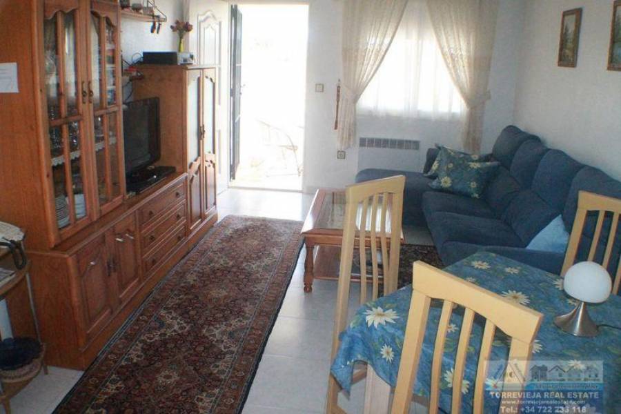 Torrevieja,Alicante,España,2 Bedrooms Bedrooms,1 BañoBathrooms,Bungalow,40351
