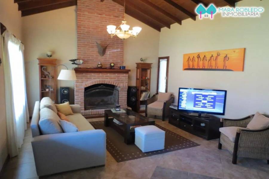 Pinamar,Buenos Aires,Argentina,3 Bedrooms Bedrooms,2 BathroomsBathrooms,Casas,DE LAS HESPÉRIDES,4479