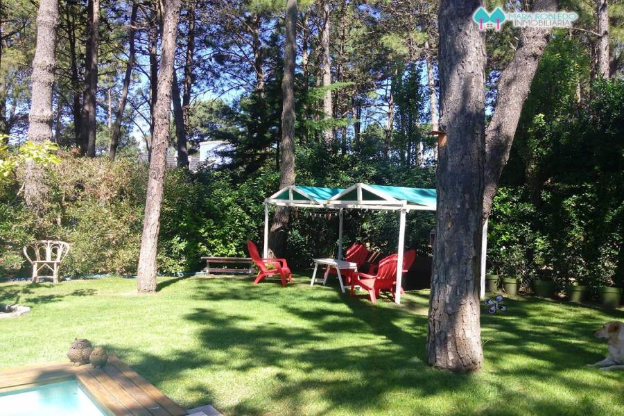 Pinamar,Buenos Aires,Argentina,2 Bedrooms Bedrooms,2 BathroomsBathrooms,Casas,DE LAS NEREIDAS ,4480