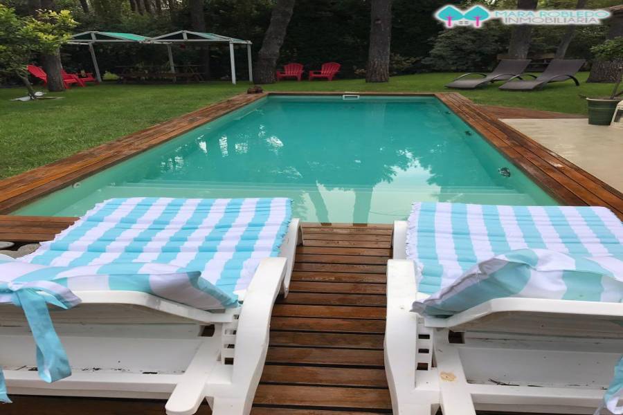 Pinamar,Buenos Aires,Argentina,2 Bedrooms Bedrooms,2 BathroomsBathrooms,Casas,DE LAS NEREIDAS ,4480