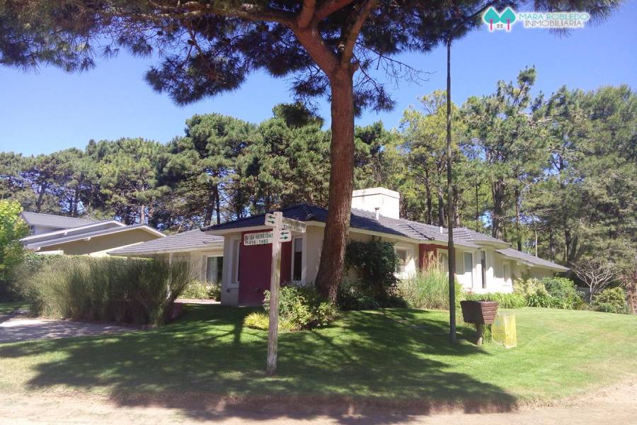 Pinamar,Buenos Aires,Argentina,2 Bedrooms Bedrooms,2 BathroomsBathrooms,Casas,DE LAS NEREIDAS ,4480
