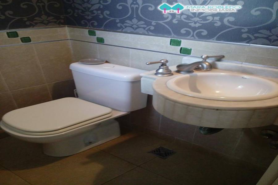 Pinamar,Buenos Aires,Argentina,2 Bedrooms Bedrooms,2 BathroomsBathrooms,Casas,DE LAS NEREIDAS ,4480