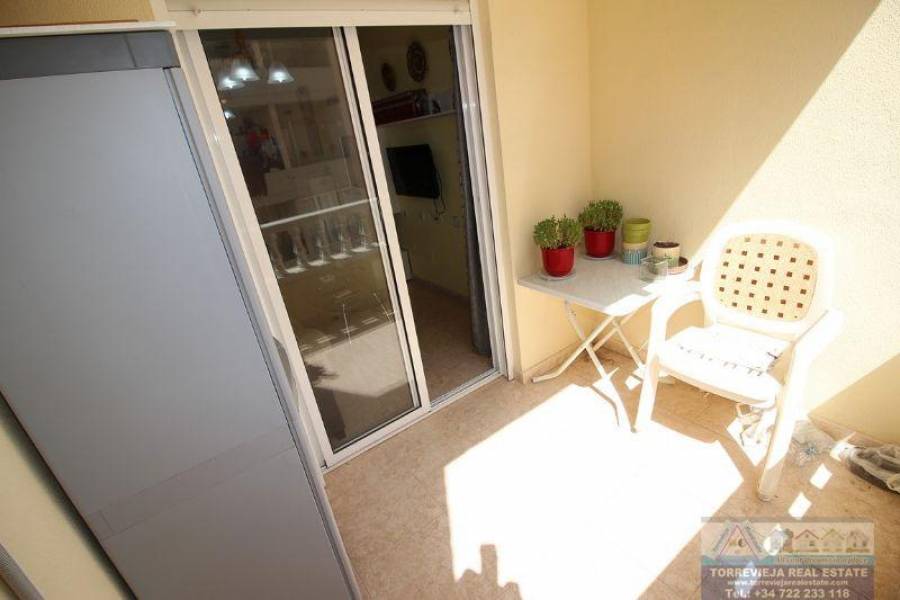 Torrevieja,Alicante,España,2 Bedrooms Bedrooms,1 BañoBathrooms,Apartamentos,40384