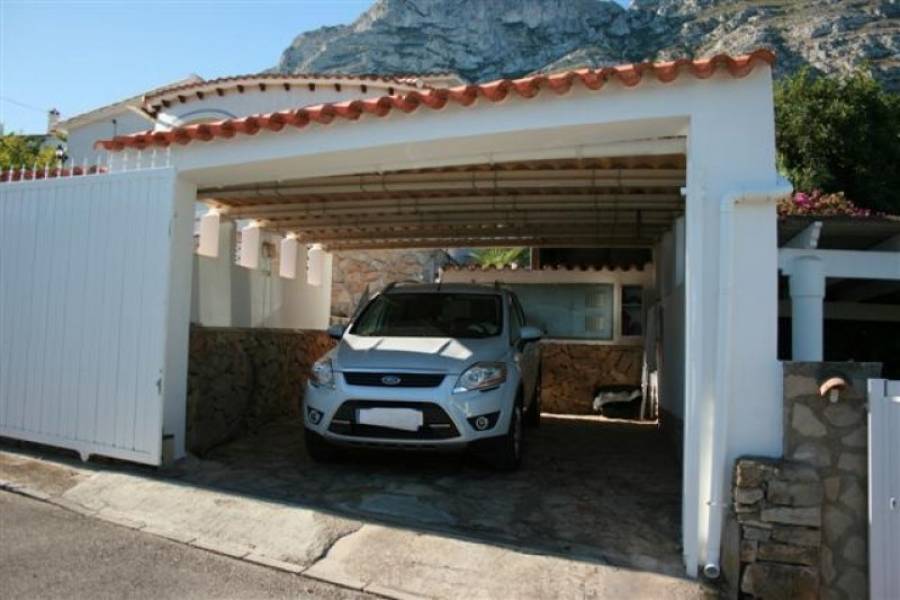Dénia,Alicante,España,3 Bedrooms Bedrooms,2 BathroomsBathrooms,Chalets,40389